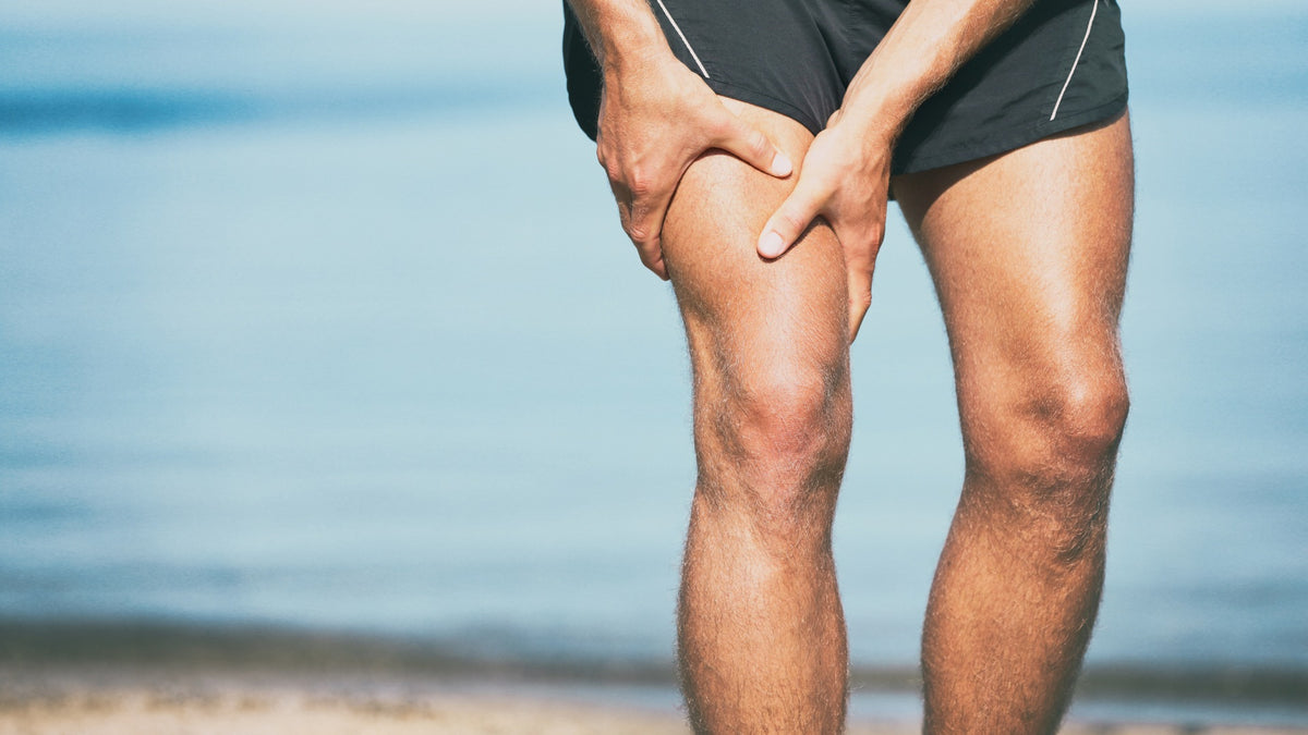 illustration simplifiée des micro-lésions musculaires après un effort sportif intense Image