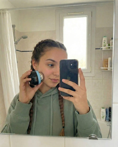 Avis client Thermasphère avec Camille S. utilisant la balle de massage froid sur le visage